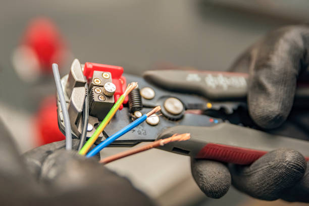 Best Electrician Near Me  in Spurgeon, TN